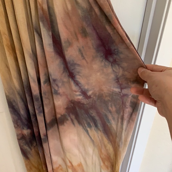 Love Tan Jane - Picture 3 of 7